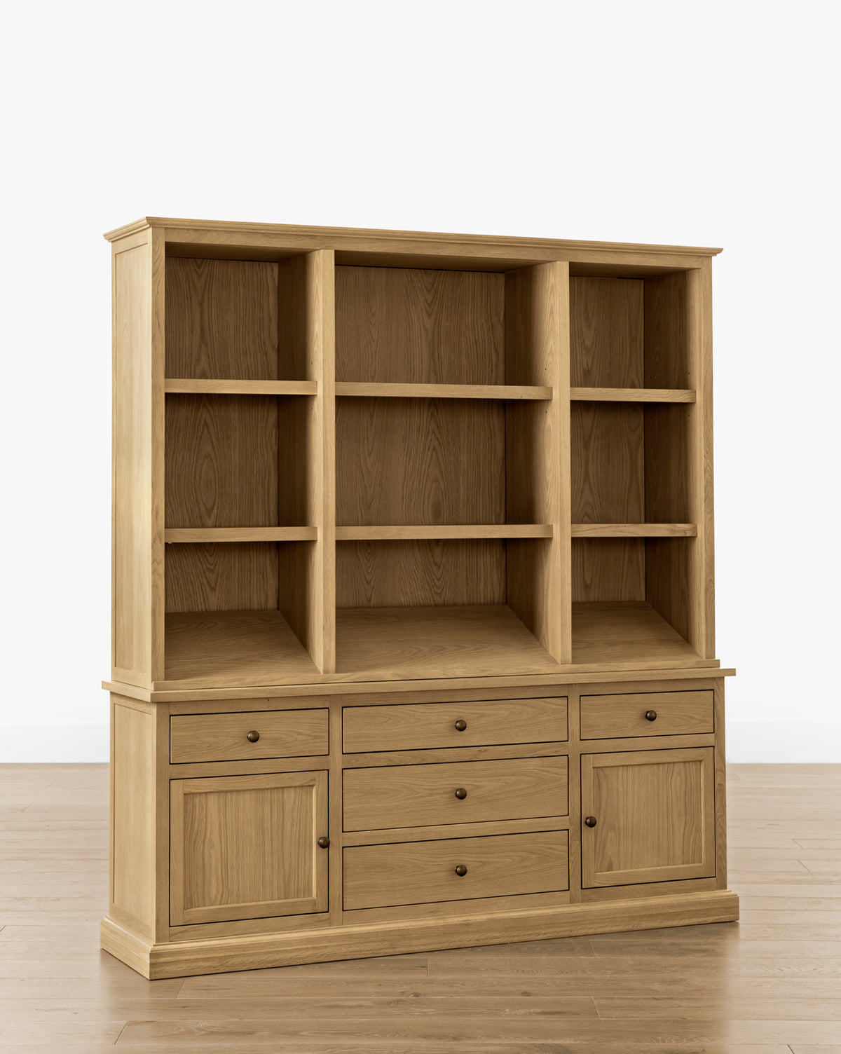 Armoire en chêne Adler