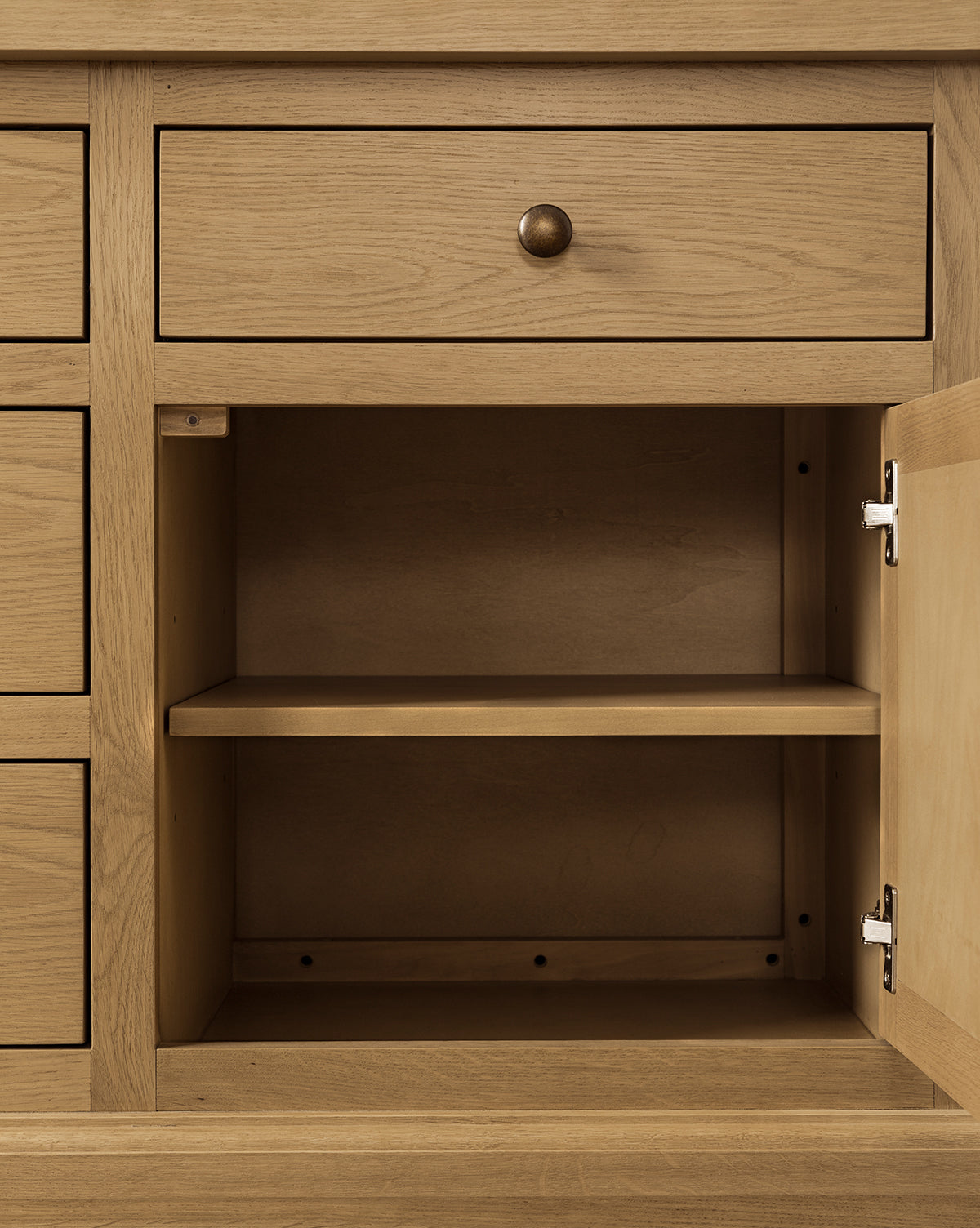 Armoire en chêne Adler