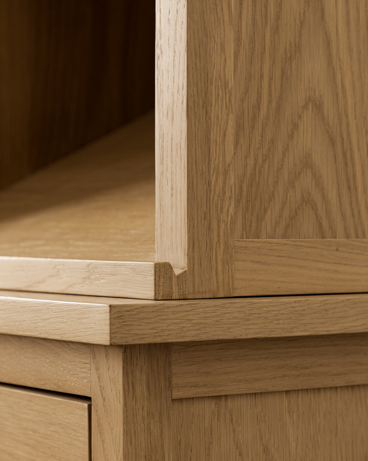 Armoire en chêne Adler