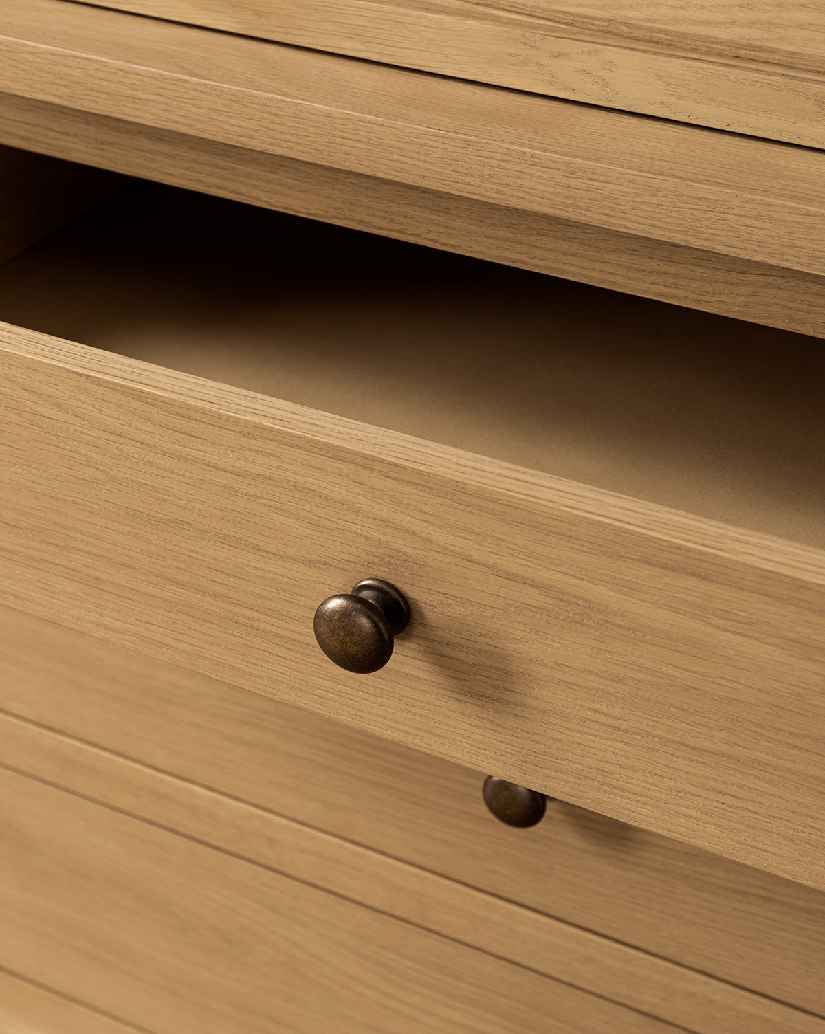 Armoire en chêne Adler