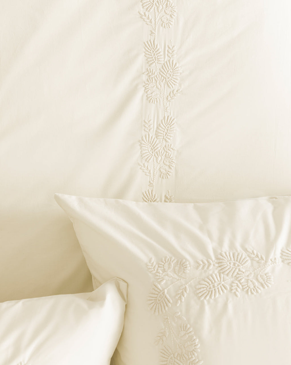 Housse de couette brodée en percale Bianca
