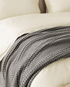 Couverture gaufrée gris cornaline