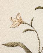 Fleurs de lutin brodées