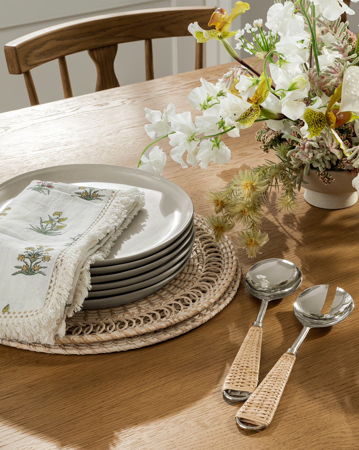 Set de table rond en rotin